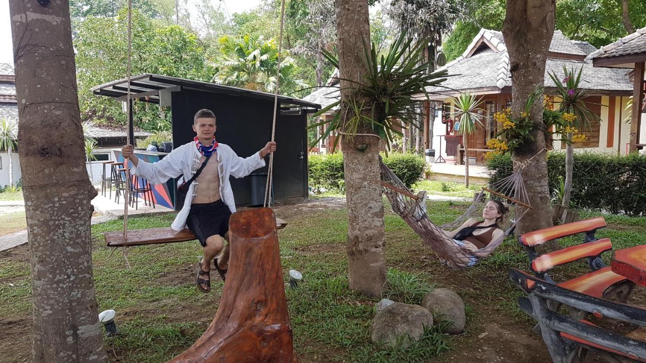 Brick House Hostel Pai Buitenkant foto