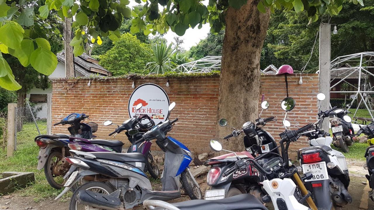 Brick House Hostel Pai Buitenkant foto