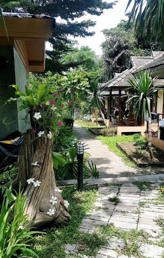 Brick House Hostel Pai Buitenkant foto