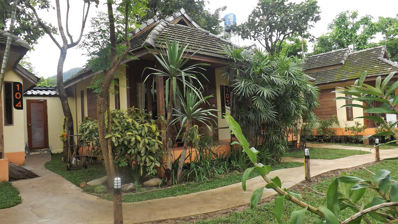 Brick House Hostel Pai Buitenkant foto
