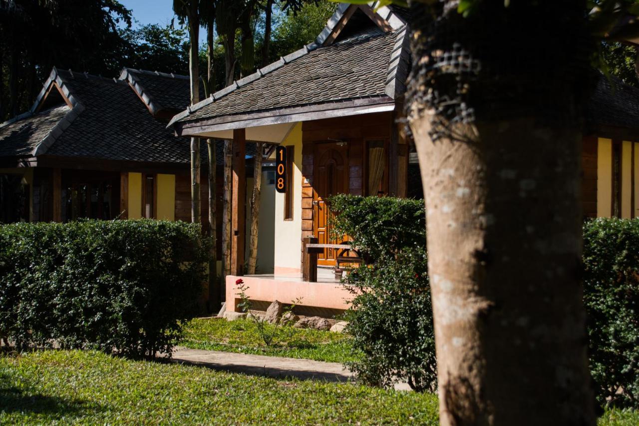 Brick House Hostel Pai Buitenkant foto